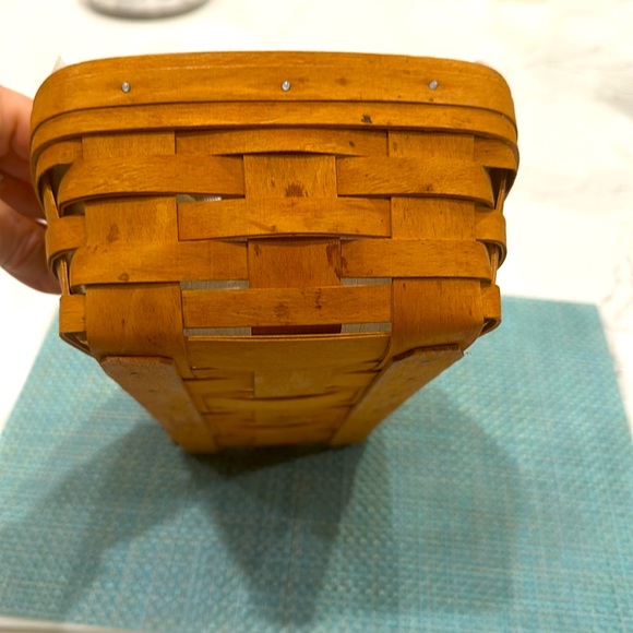Longaberger Bread Basket w/ Liner, Protector and Warming Brick - Picture 5 of 12